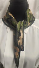 Load image into Gallery viewer, Bandana Camo bandanas