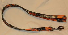 Load image into Gallery viewer, Camo Dog Leash - NW Camo 