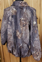 Load image into Gallery viewer, Camo Handler&#39;s Jacket - NW Camo 