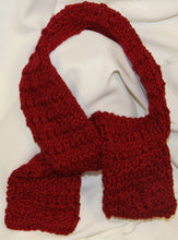 Load image into Gallery viewer, Scarf Hand Knit Cranberry Fashion Scarf - nw-camo