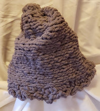 Load image into Gallery viewer, Grey Chunky Fiber Hand Knit Hat - nw-camo