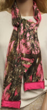 Load image into Gallery viewer, Hot Pink and Pink Camo Scarf - nw-camo