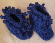 Load image into Gallery viewer, Baby Booties Ruffled Navy Blue Hand Crocheted - nw-camo
