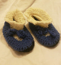 Load image into Gallery viewer, Baby Booties