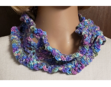 Load image into Gallery viewer, Cowl Hand Knit Pastels Blue