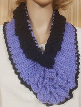 Load image into Gallery viewer, Cowl Hand Knit Purple Black