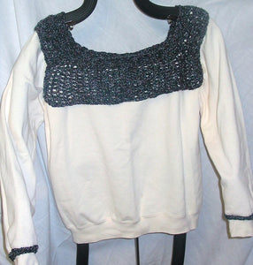 Sweatshirt with Pizazz - Trimmed with Hand Knit Collar - nw-camo