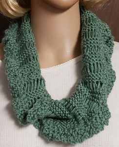 Cowl Moss Green Hand Knit
